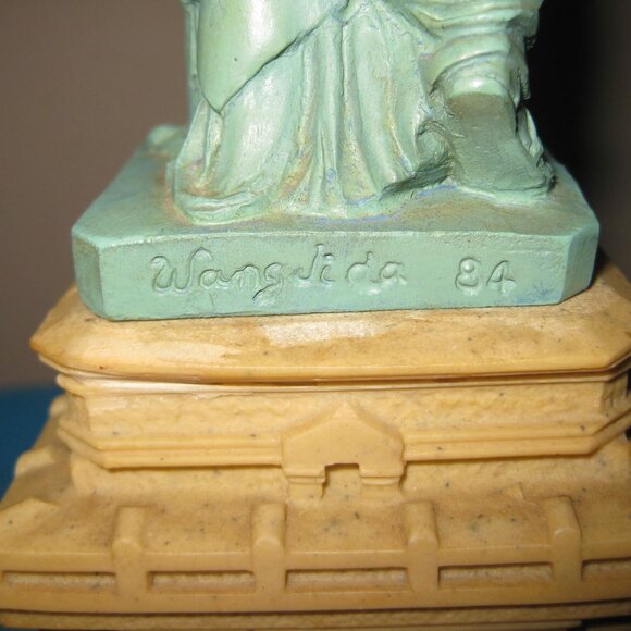 1982 SL/.EIF INC VINTAGE 15” LADY Statue of LIBERTY 1984 Wang Jida New York - Picture 13 of 16